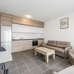 Talea Comfort 2 By Pikhost * Lezhë